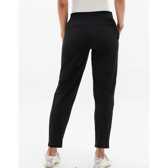 Athleta Brooklyn Ankle Pant 16 Black Lightweight Stretch Athleisure Travel Work - Picture 1 of 12